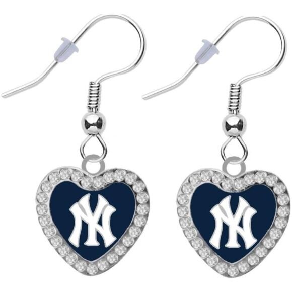 New‎ York Crystal Heart Pierced - Picture 1 of 2